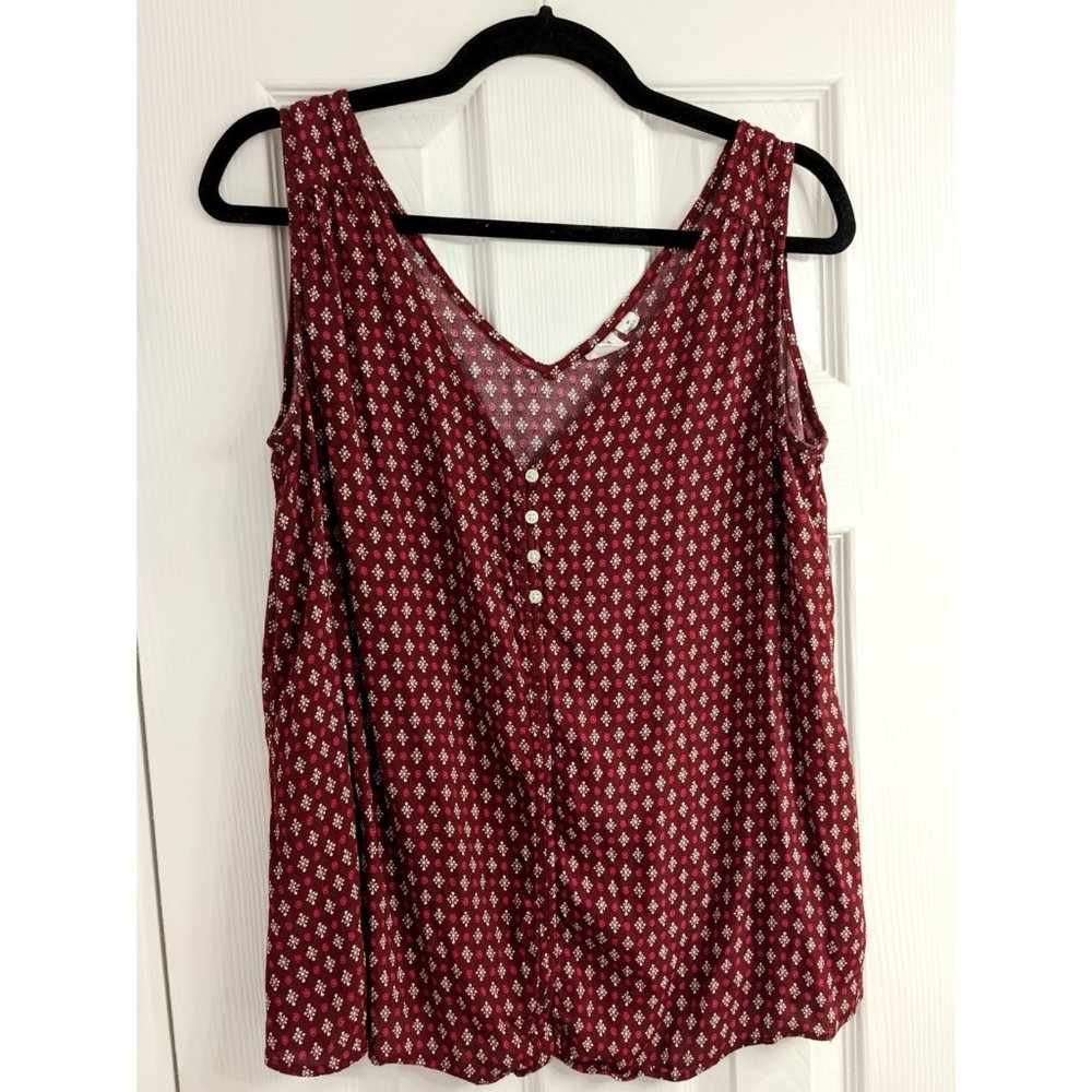 GAP Maternity Flowy Tank -- Medium, maroon print